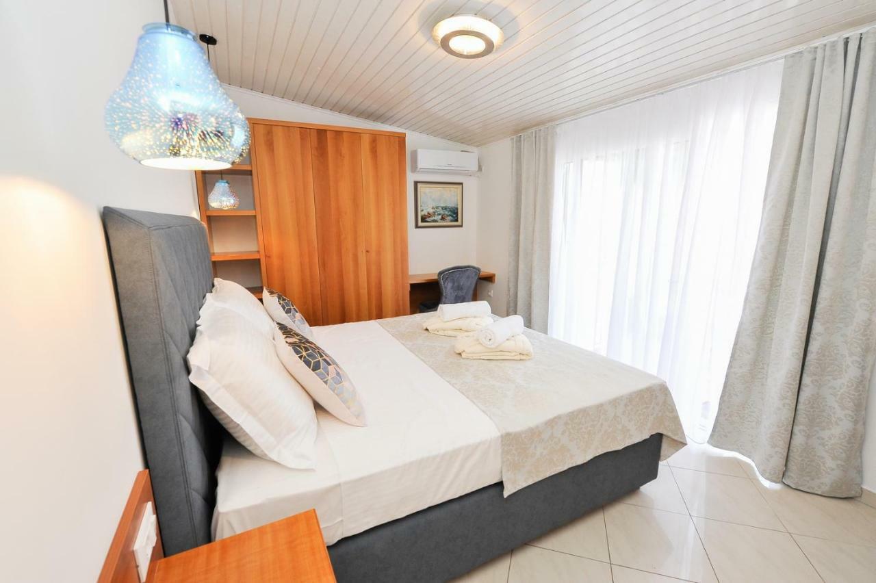 Private Oasis-Villa Sandina Split Eksteriør bilde