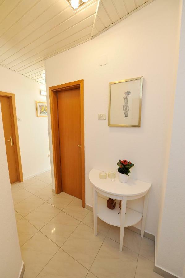 Private Oasis-Villa Sandina Split Eksteriør bilde