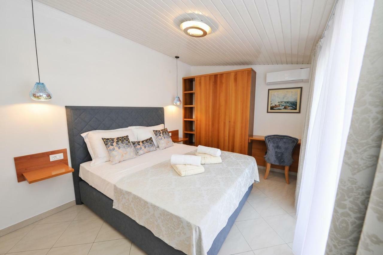 Private Oasis-Villa Sandina Split Eksteriør bilde