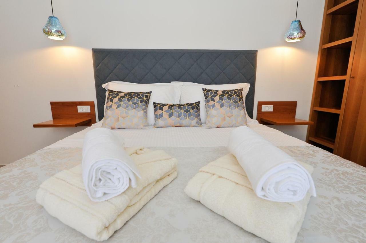 Private Oasis-Villa Sandina Split Eksteriør bilde